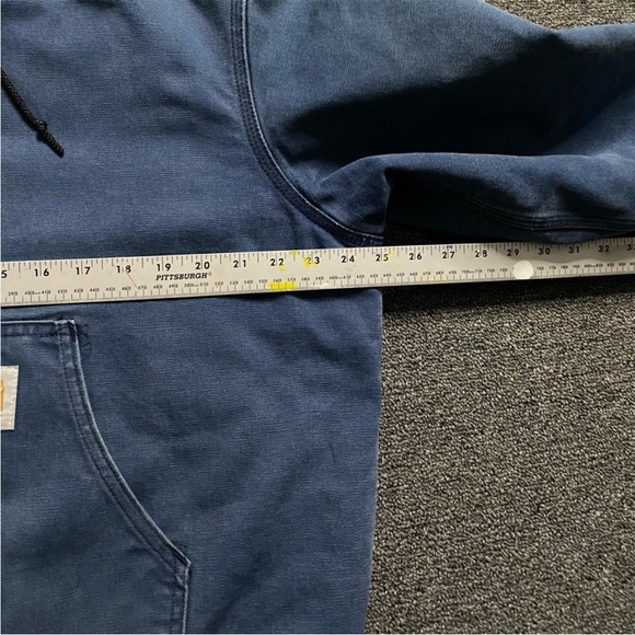 Blue Carhartt jacket - Picture 6 of 8